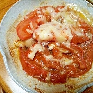 トマトと　舞茸の　チーズ蒸し　レンジでカンタン